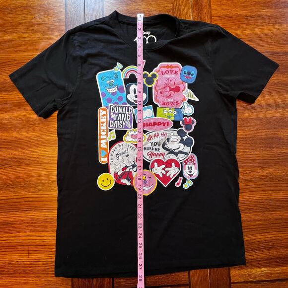 Disney 100 Years Black Retro Icons Short Sleeve T-Shirt Size Medium Mickey - Picture 6 of 7